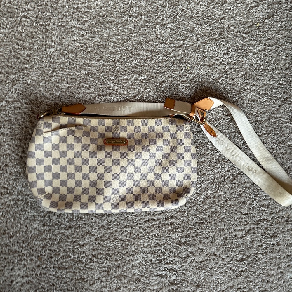 Crossbody LV purse